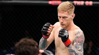 СБ: Боец UFC Сэм Паттерсон напал на судью после глубокого нокаута
