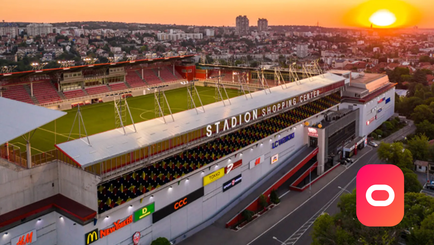 Voždovac Stadium Вождовац Сербия футбольный стадион. Стадион Вождовац на крыше. Стадион на крыше торгового центра в Белграде. Стадион ФК рад Белград.