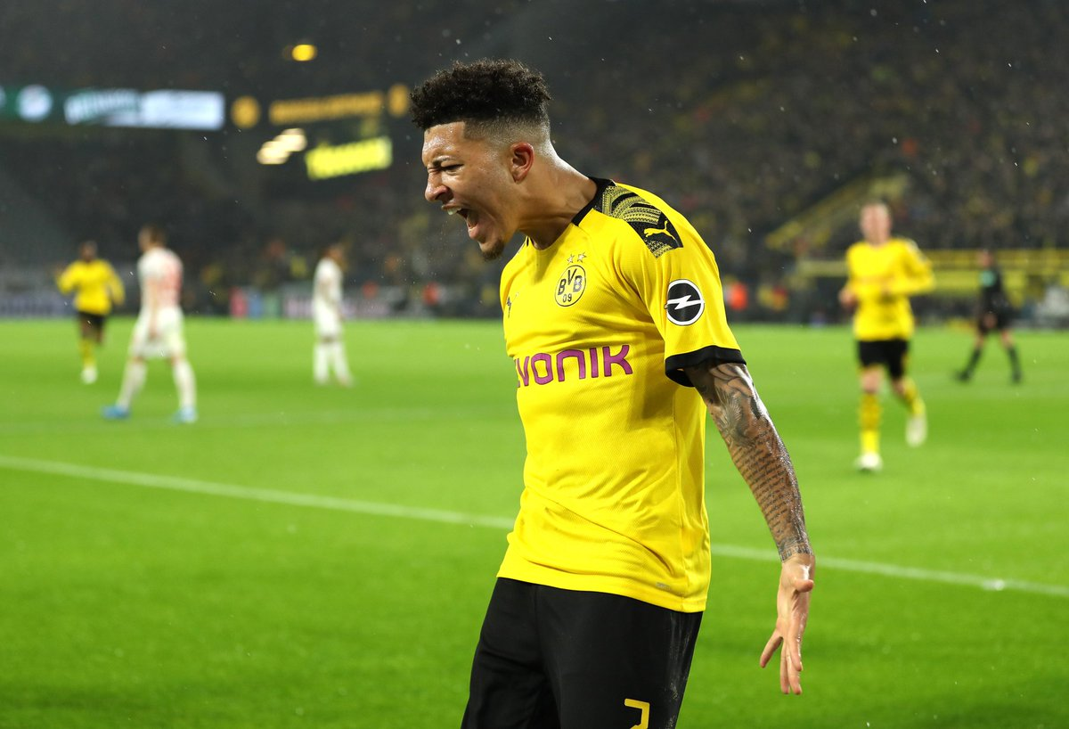 Jadon sancho. Санчо Боруссия Дортмунд. Джейдон Санчо (Боруссия д). Санчо футболист в Манчестер Юнайтед.