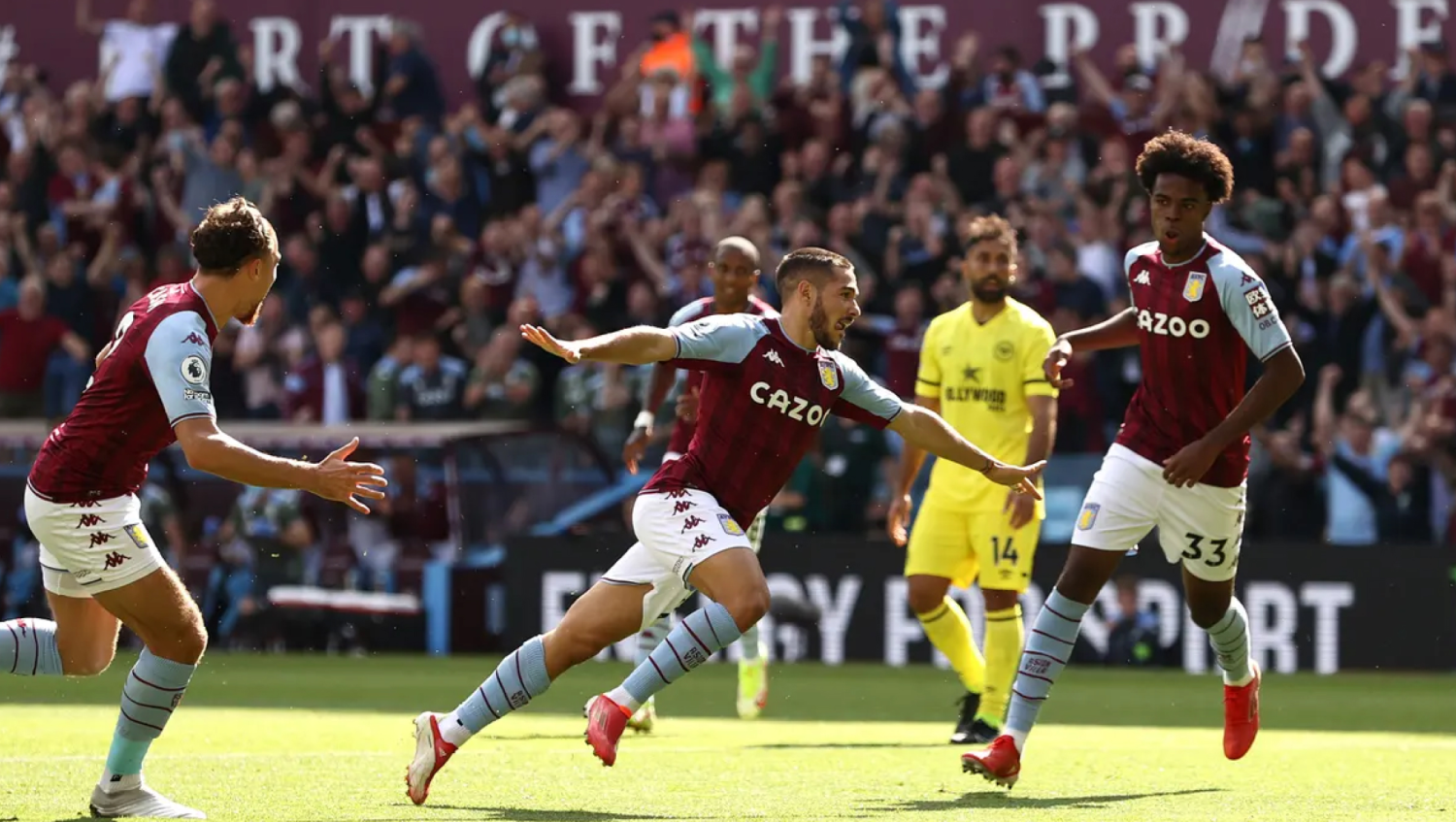 Aston villa live. Брентфорд Астон вилла. Астон вилла 1981. Леман Астон вилла. Астон вилла 2022.