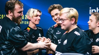 Team Spirit обыграла Team Liquid в групповой стадии ESL Pro League Season 17